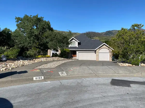 6283 Meadowbreeze Court, Santa Rosa, CA 95409