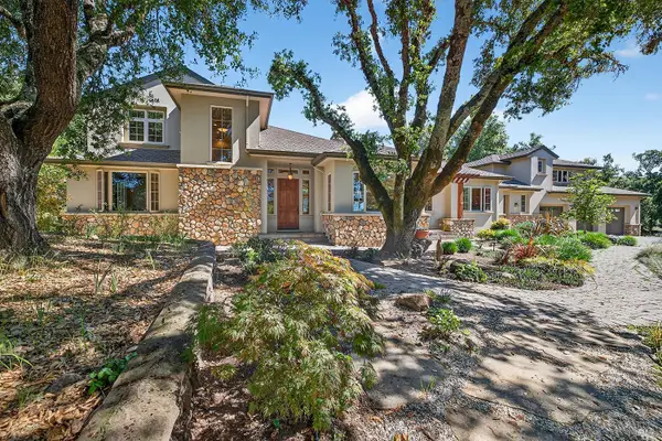 8373 Singing Hills Trail, Santa Rosa, CA 95404