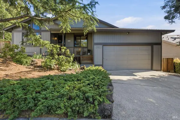 4752 Carissa Avenue, Santa Rosa, CA 95405