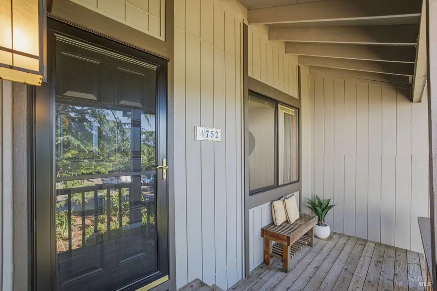 4752 Carissa Avenue, Santa Rosa, CA 95405 - #2