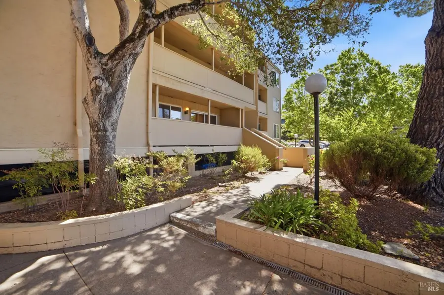 1453 Neotomas Avenue #108, Santa Rosa, CA 95405 - #2