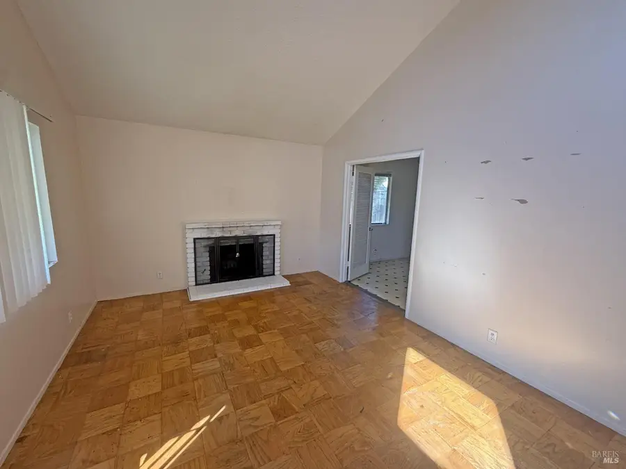 806 Finch Way, Fairfield, CA 94533 - #3