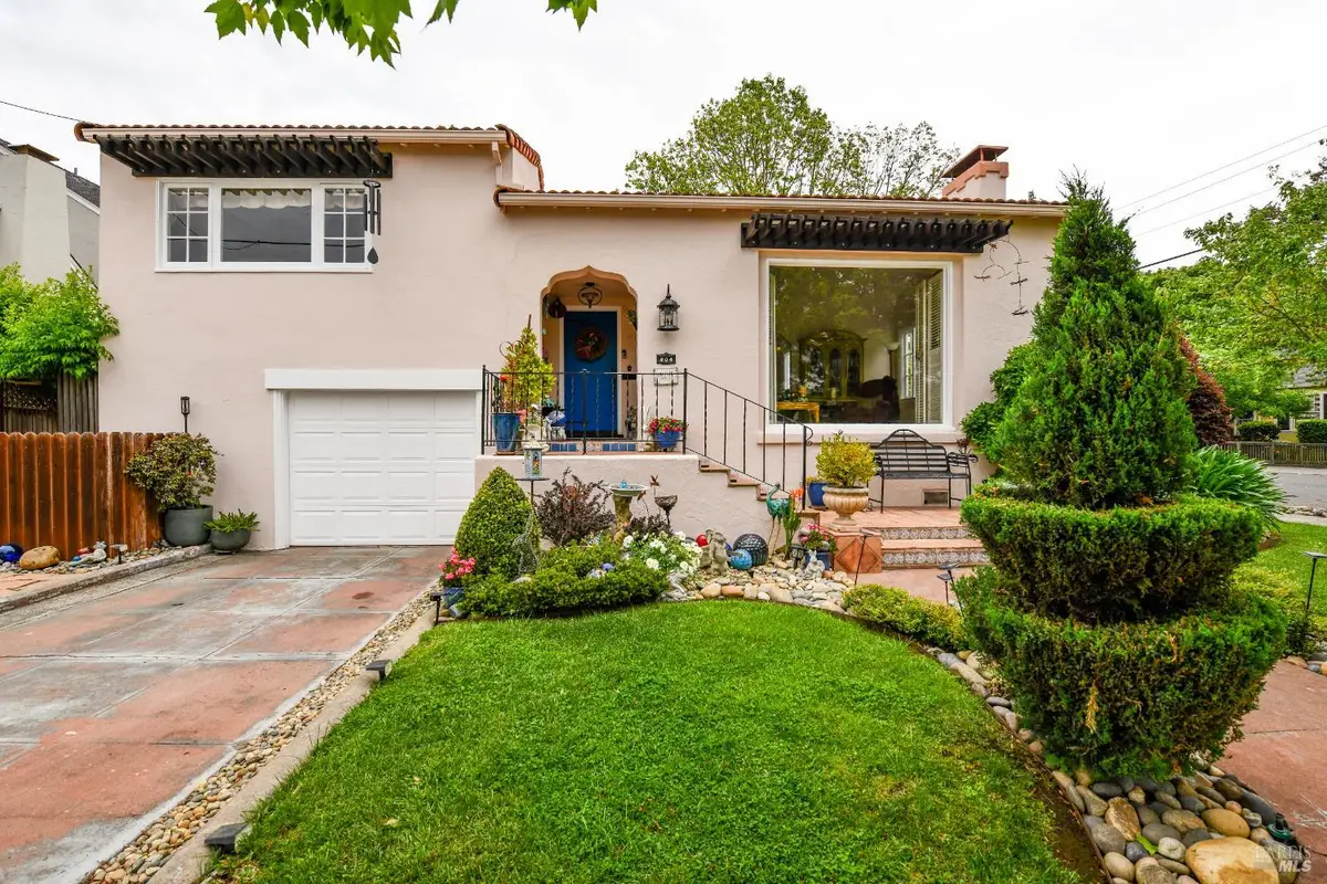 404 Montgomery Street, Napa, CA 94559 - #1