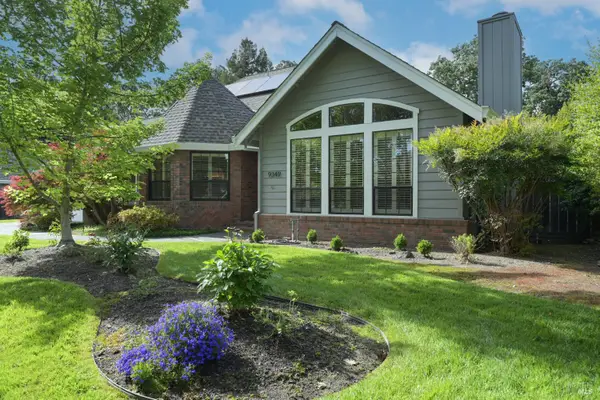 9349 Lakewood Drive, Windsor, CA 95492