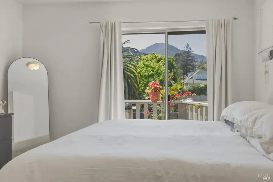 61 Pixley Avenue #9, Corte Madera, CA 94925 - #3