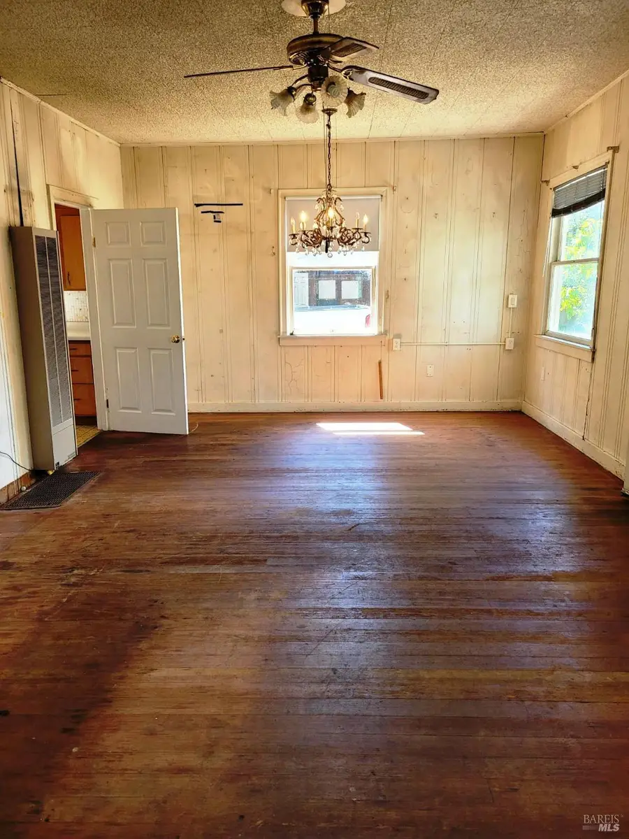 18305 Clayton Avenue, Sonoma, CA 95476 - #2