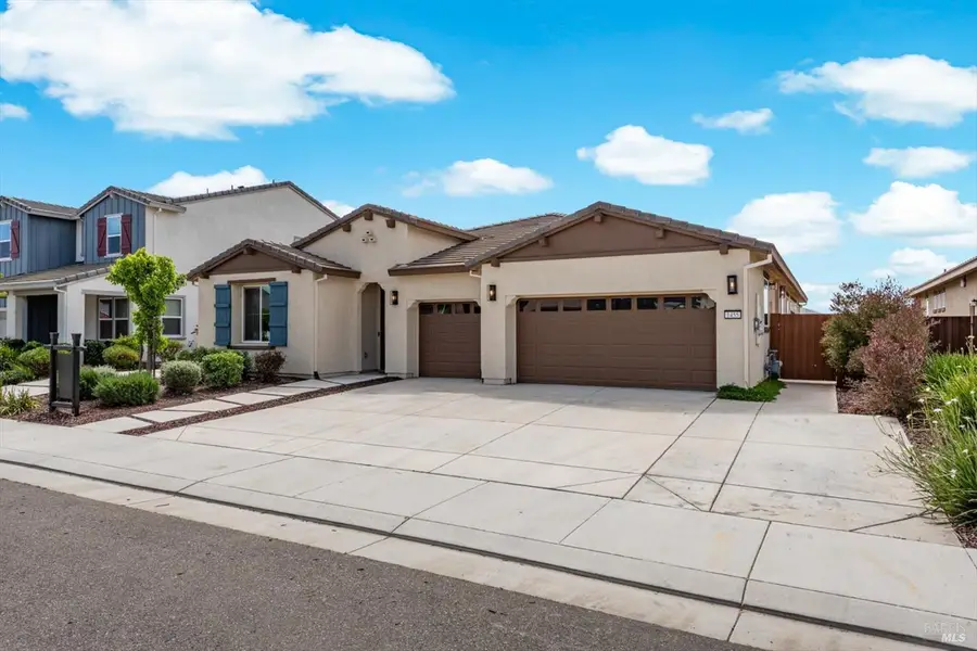 1455 Blossom Way, Dixon, CA 95620 - #2