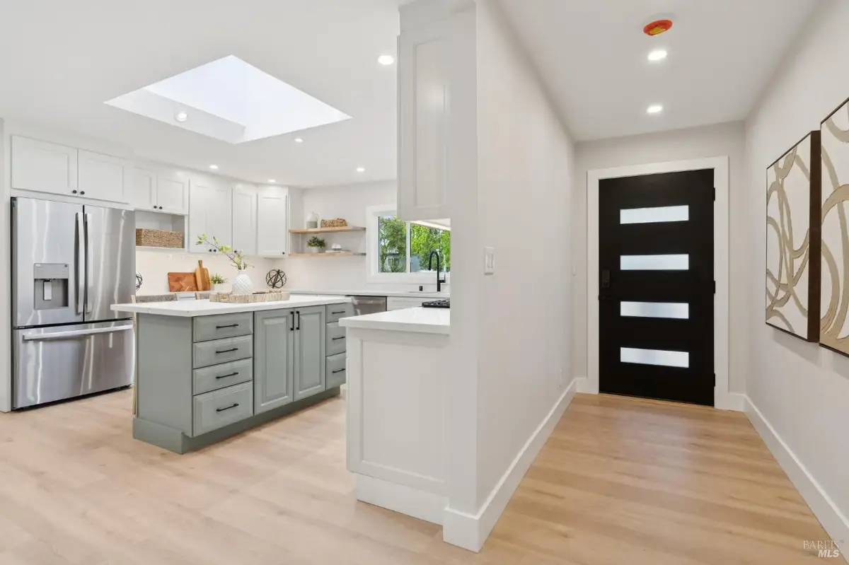 401 Alameda Del Prado, Novato, CA 94949 - #1