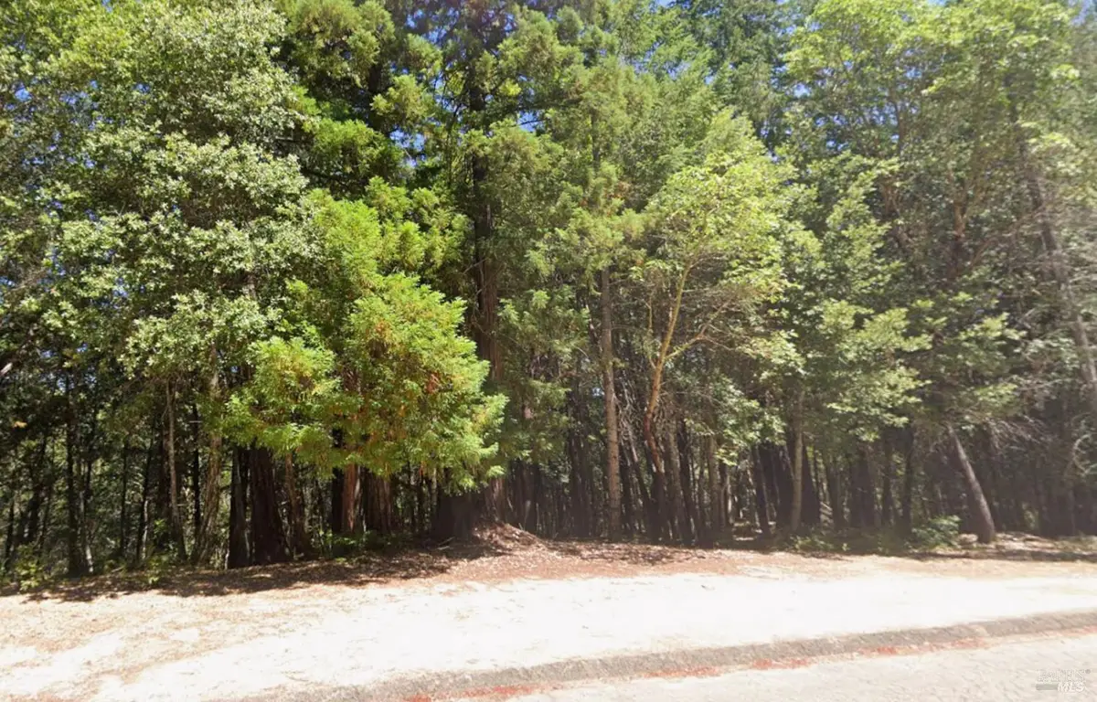 1860 Clover Drive, Willits, CA 95490 - #1