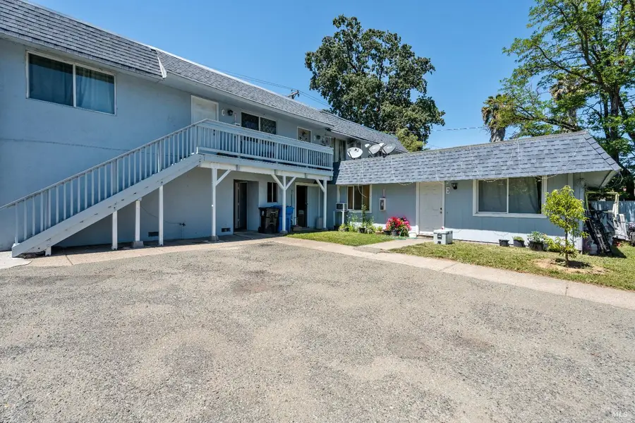 1155 S Dora Street, Ukiah, CA 95482 - #2
