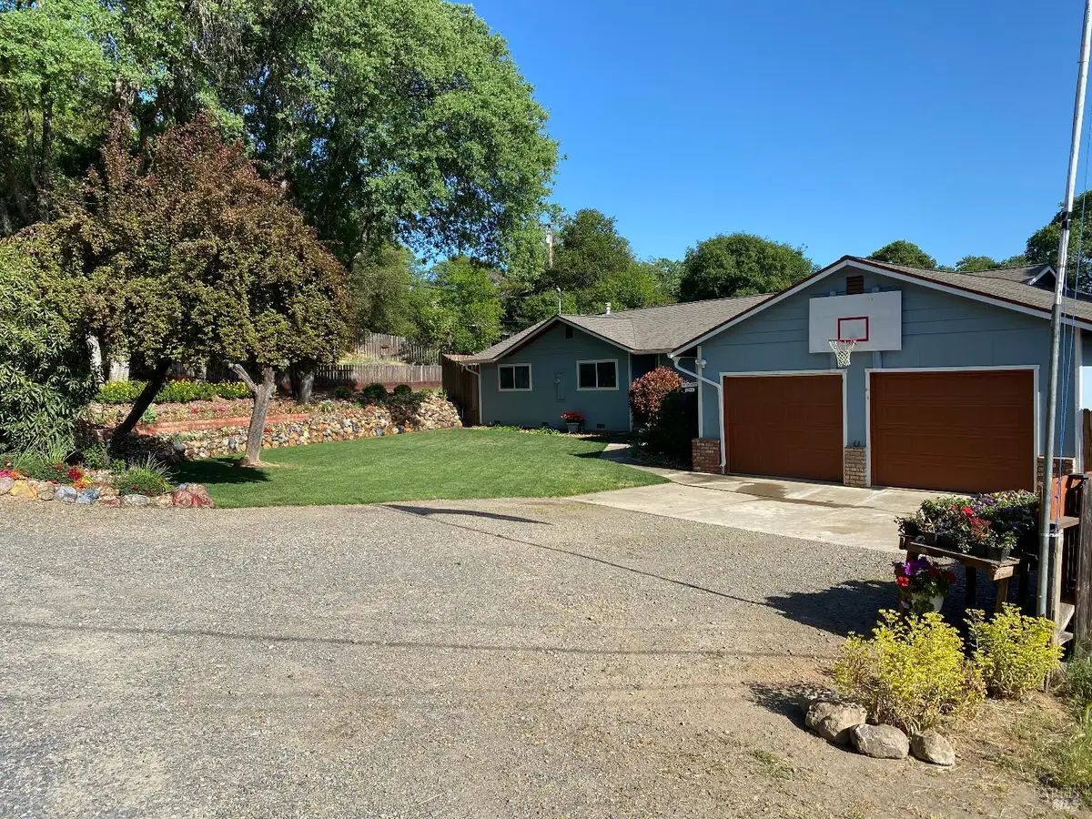 1725 E Madrone Drive, Ukiah, CA 95482 - #1