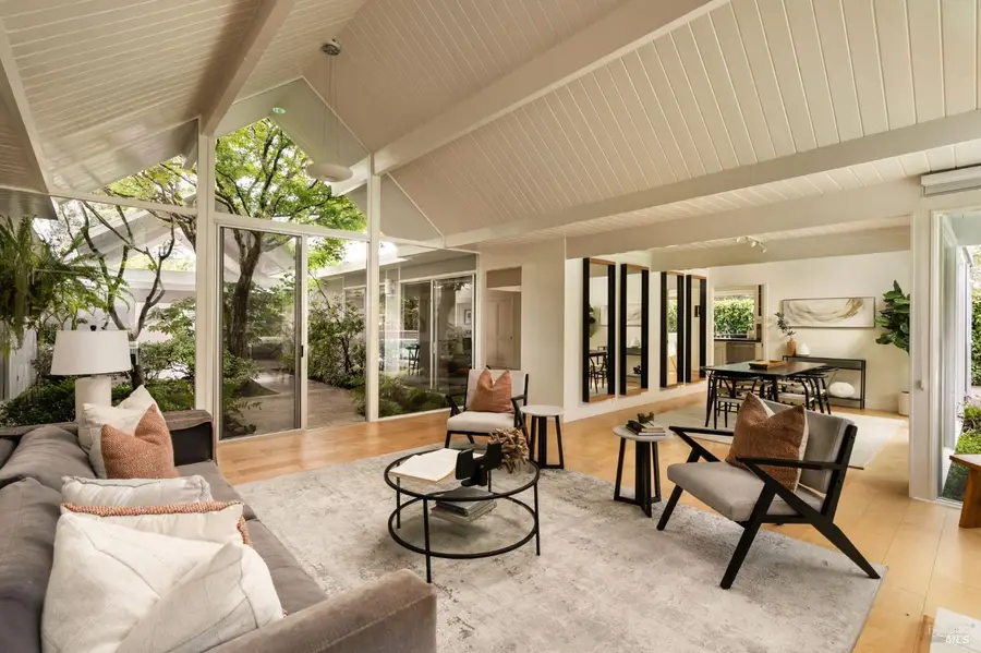 25 Mt Lassen Drive, San Rafael, CA 94903 - #3