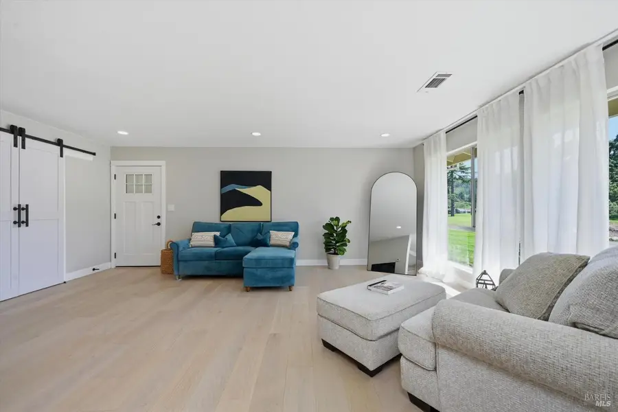 23 Valley Green Street, Santa Rosa, CA 95409 - #3