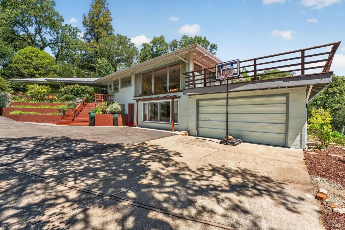 891 Isola Way, Ukiah, CA 95482 - #1