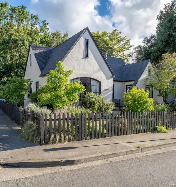 301 Scott Street, Ukiah, CA 95482