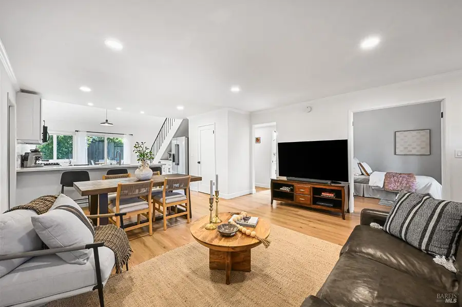 855 Garden Court, Petaluma, CA 94954 - #3