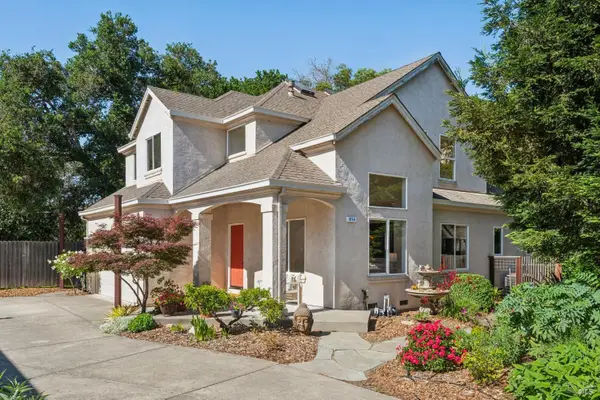 814 Cobbler Lane, Petaluma, CA 94952