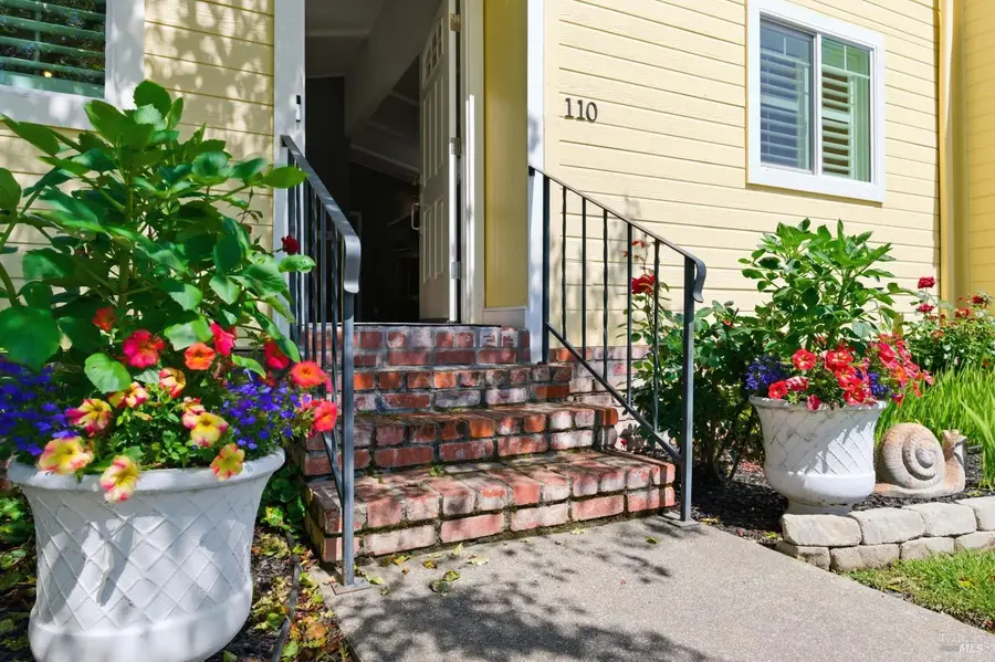 110 Falcon Crest Circle, Napa, CA 94558 - #3