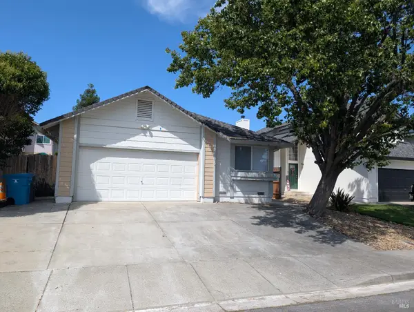 349 Zachary Drive, Vacaville, CA 95687