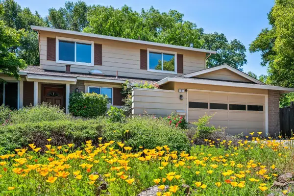 6 La Noche Court, Novato, CA 94945