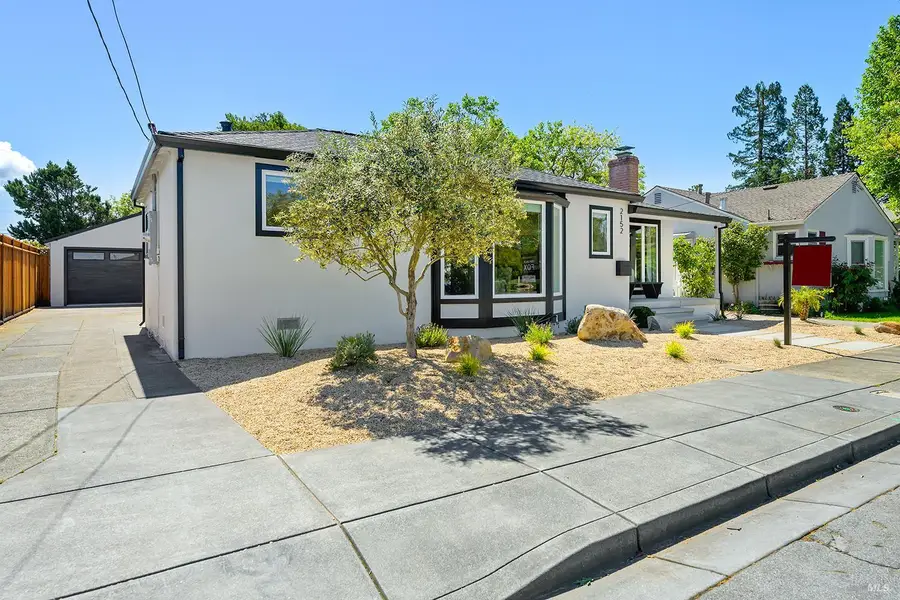 2152 Montecito Avenue, Santa Rosa, CA 95404 - #3