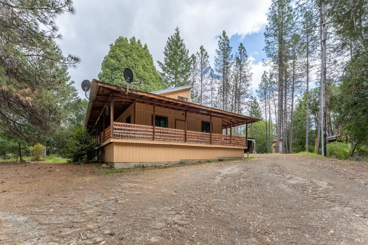 28655 N Highway 101 Highway, Willits, CA 95490 - #1