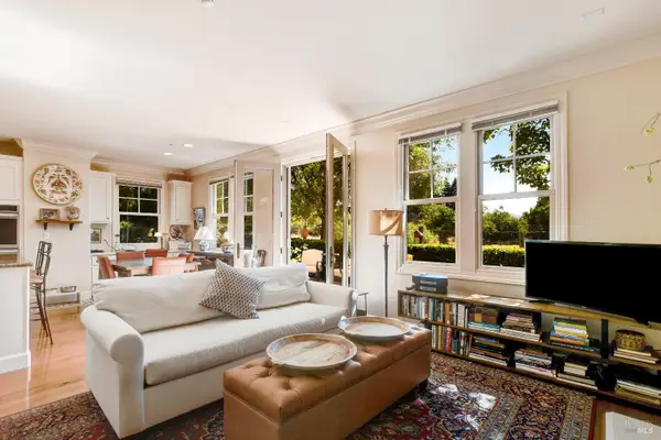 620 6th Street E, Sonoma, CA 95476