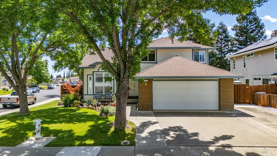 712 Raven Drive, Vacaville, CA 95687 - #2
