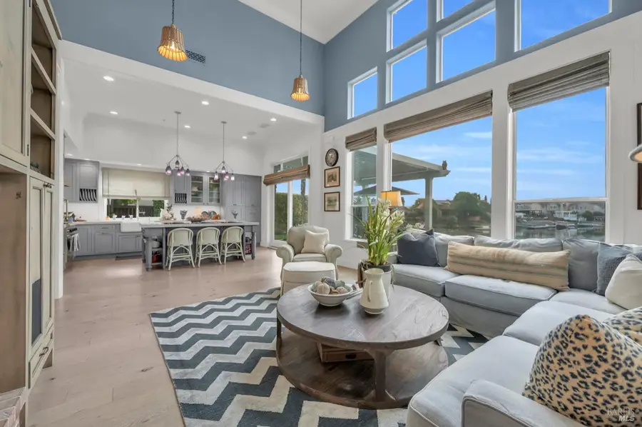 121 N Newport Drive, Napa, CA 94559 - #2