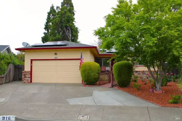 916 Renee Court, Santa Rosa, CA 95401
