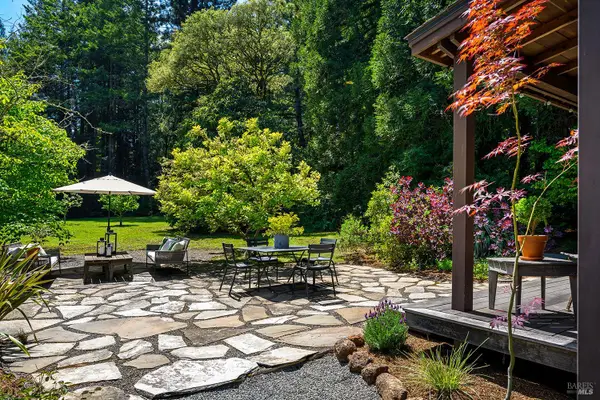 13381 Frati Lane, Sebastopol, CA 95472