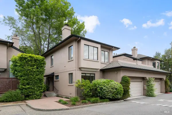 36 Mariposa Avenue #2, San Anselmo, CA 94960