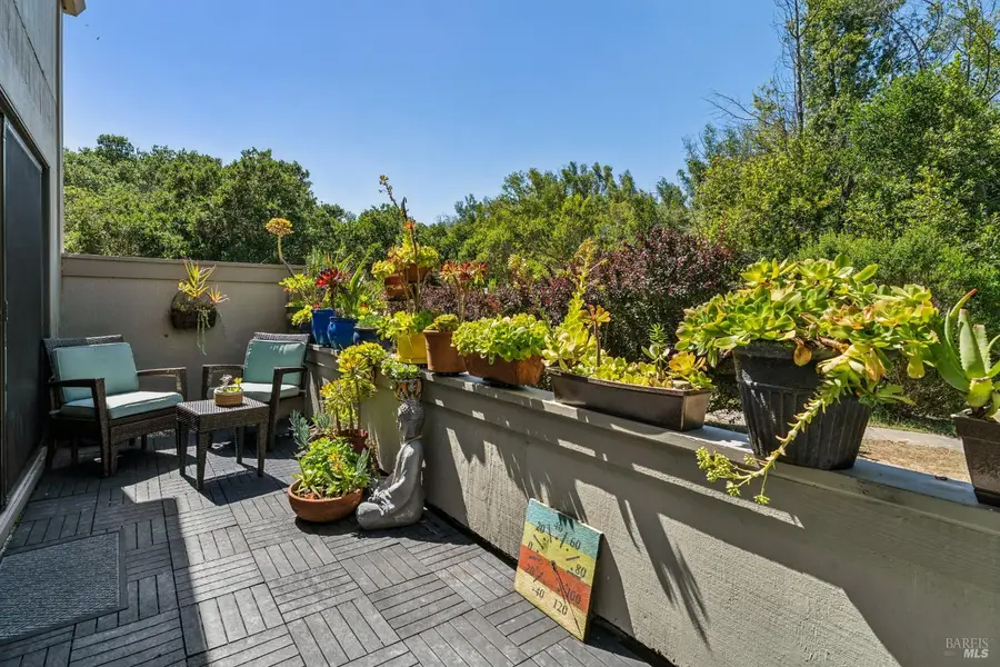 242 Sandpiper Court, Novato, CA 94949 - #3