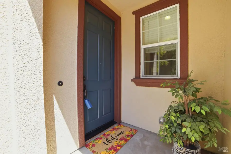 2216 Bell Flower Lane, Santa Rosa, CA 95404 - #2