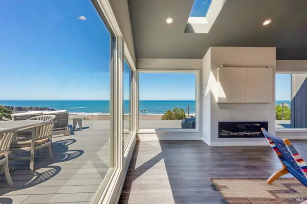7187 Cliff Avenue, Bodega Bay, CA 94923