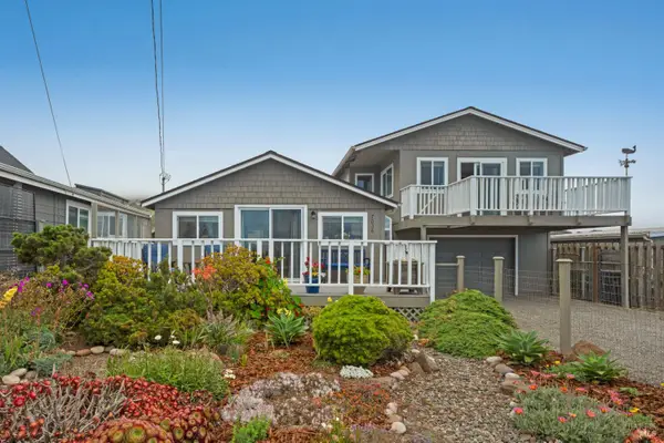 7036 Cliff Avenue, Bodega Bay, CA 94923
