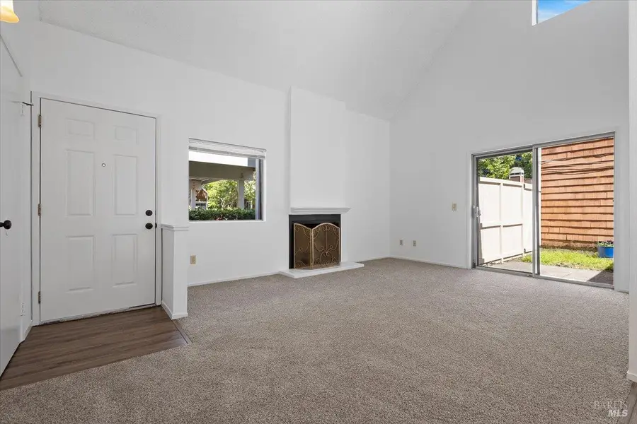 2426 Lakeview Drive, Santa Rosa, CA 95405 - #3