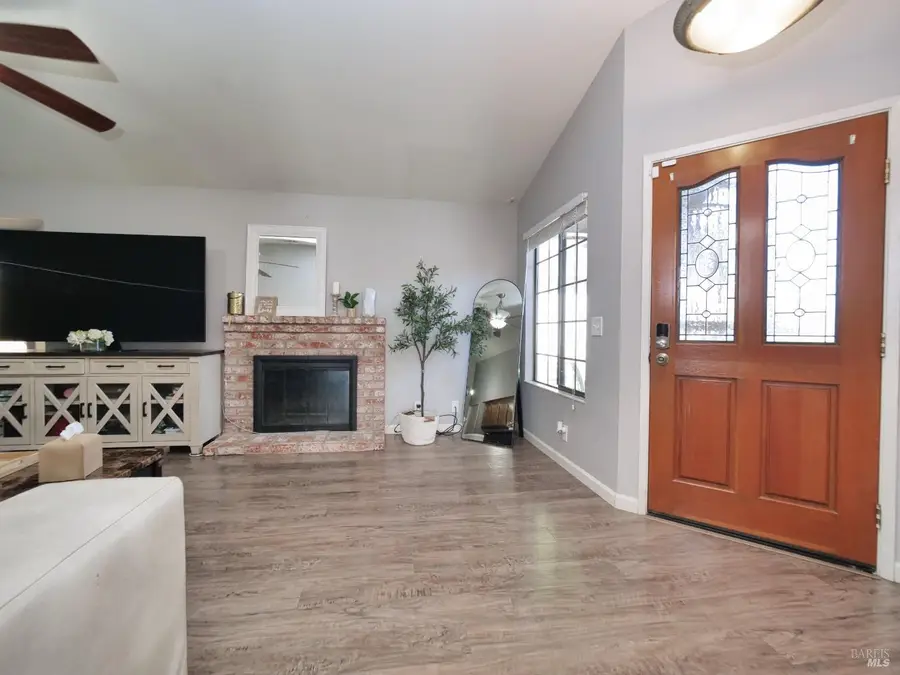 110 Fairview Drive, Vacaville, CA 95687 - #3