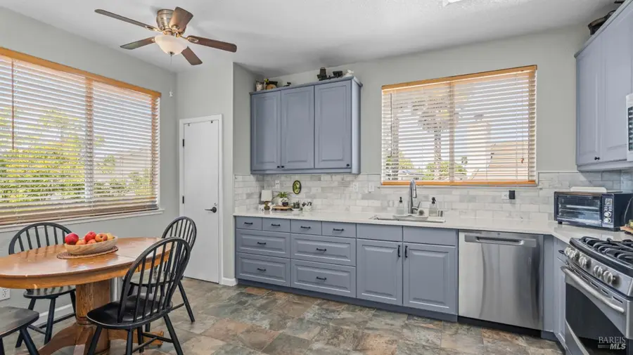 873 Turquoise Street, Vacaville, CA 95687 - #3