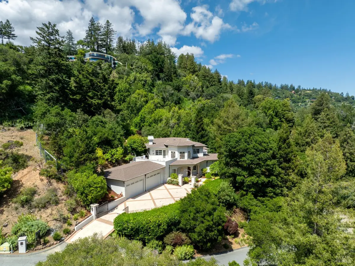2 Woodland Place, Kentfield, CA 94904 - #1