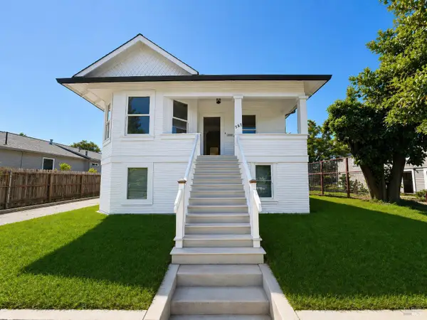 587 Seymour Street, Napa, CA 94559