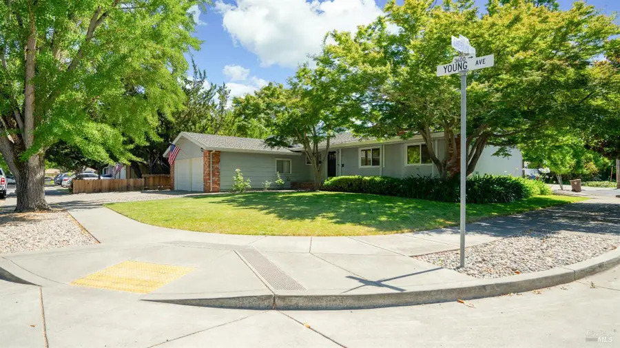 3581 Young Avenue, Napa, CA 94558 - #3