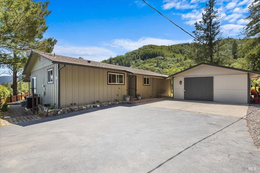 770 Canyon Court, Ukiah, CA 95482 - #2