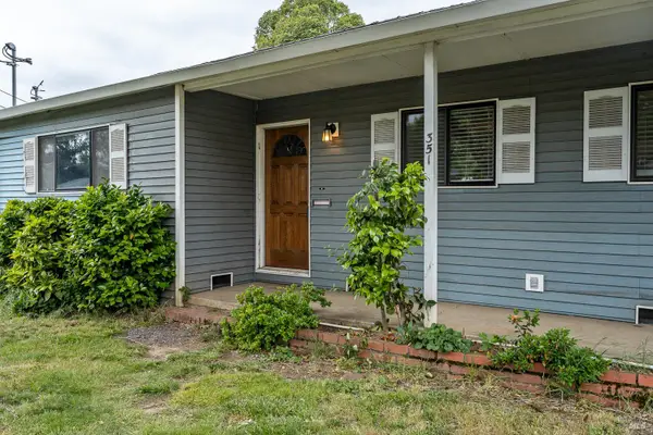 351 Warren Drive, Ukiah, CA 95482
