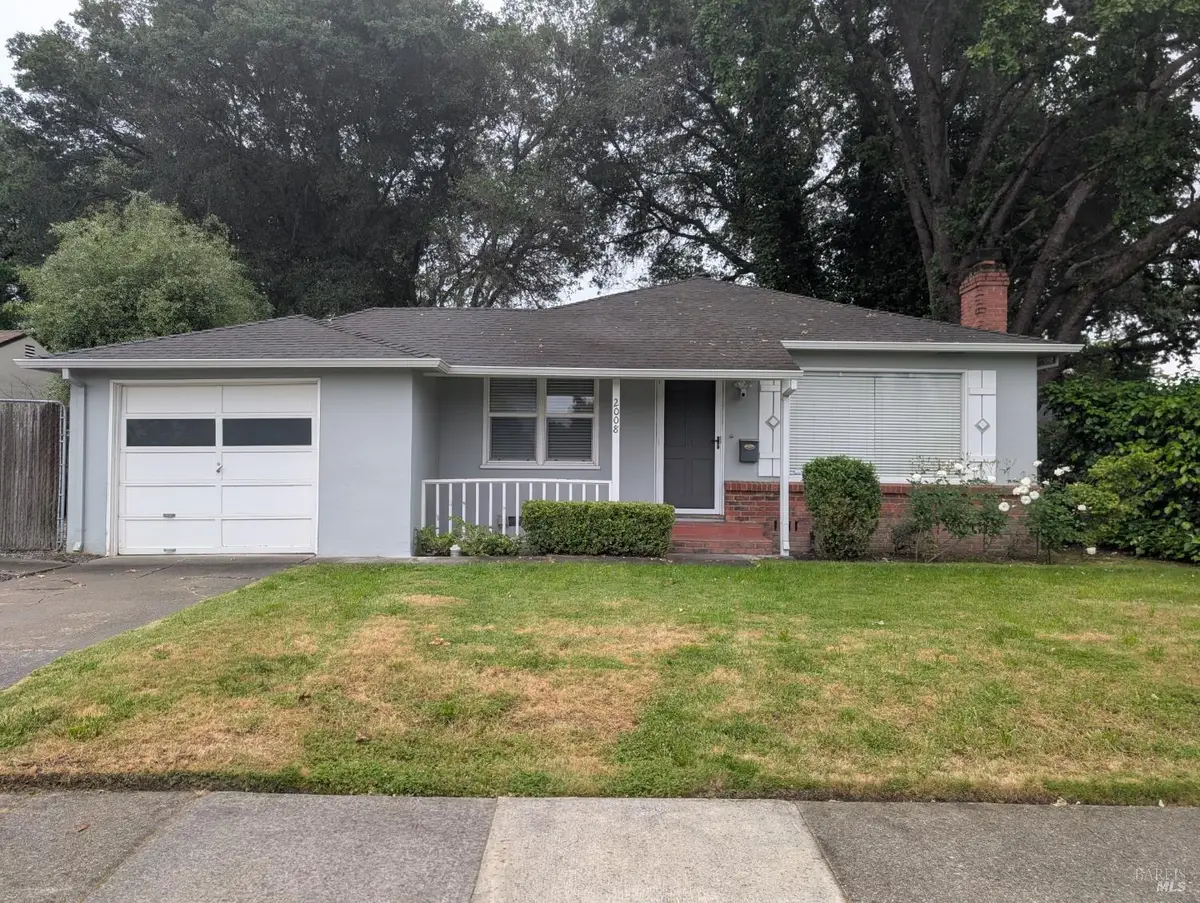 2008 Sonoma Avenue, Santa Rosa, CA 95405 - #1