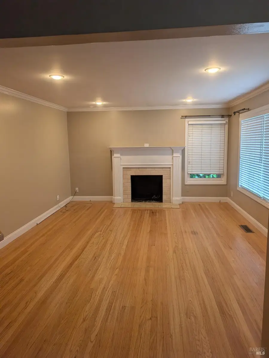 2008 Sonoma Avenue, Santa Rosa, CA 95405 - #2