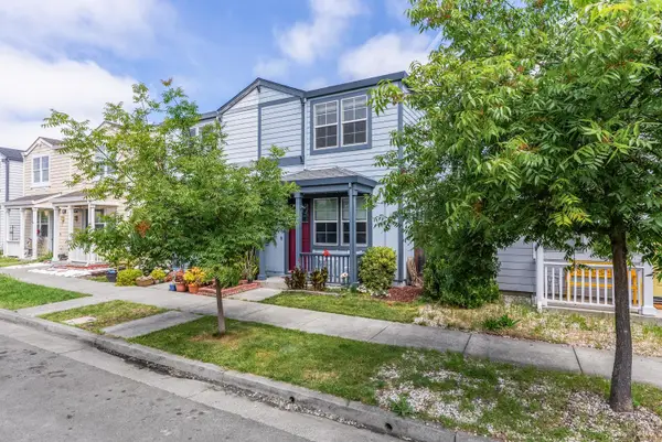 2556 N Village Drive, Santa Rosa, CA 95403