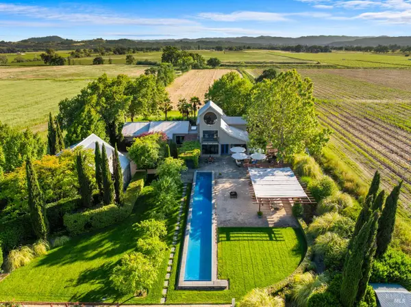 6003 Red Winery Road, Geyserville, CA 95441