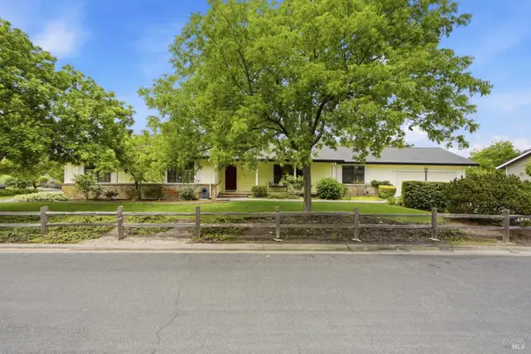 6123 Tamara Lane, Windsor, CA 95492