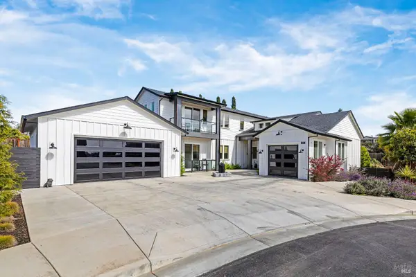 3742 Sawgrass Place, Santa Rosa, CA 95403